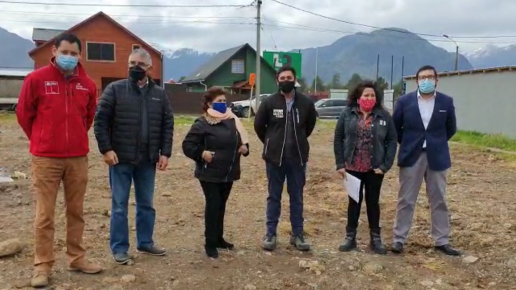 Diputado Calisto, Core González y dirigentas resaltan inicio de obras de mejoramiento de las casas de la Villa Aysén
